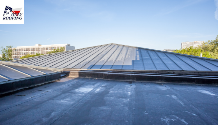 How do you maintain a flat roof?